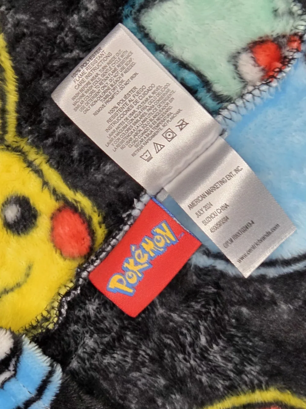 Pokemon Boys Large Hooded Plush Fleece Bathrobe Pikachu Squirtle Size L 10/12